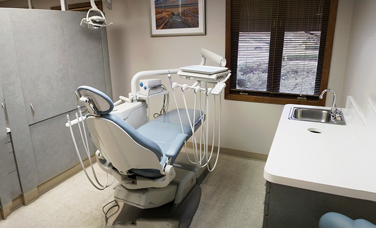 Dental treatment room
