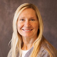Dental hygienist Suzanne